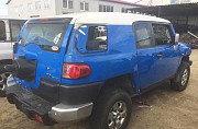 Toyota FJ Cruiser 2012 год в разбор Москва