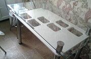 Стеклянный обеденный стол Волгоград