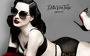 Dita Von Teese / с-з очки оправы Luxor 2015 Москва