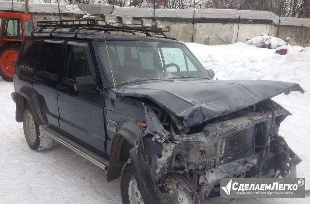 Jeep Cherokee 2.5 МТ, 1994, внедорожник, битый Кемерово - изображение 1