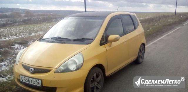 Honda Fit 1.5 CVT, 2004, хетчбэк Новокузнецк - изображение 1