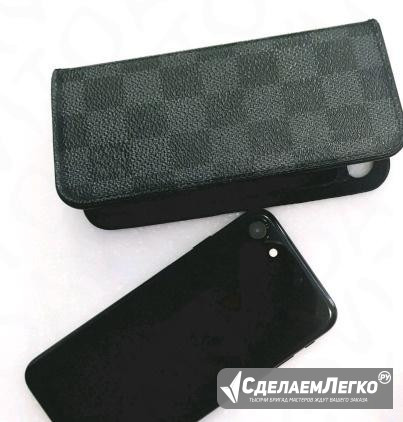 Продам iPhone7 с оригинальным чехлом Louis Vuitton Хабаровск - изображение 1