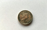 ONE pound elizabeth 2 D. G. REG. F. D. 1990 Москва