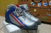 Ботинки лыжные 34 р-р Новосибирск