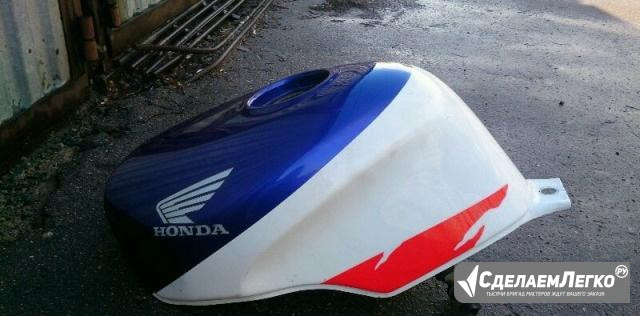 Бензобак для Honda cbr400rrr NC29 Москва - изображение 1