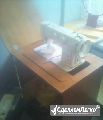 Швейная машина Чайка142 М, с тумбой,требует ремонт Тольятти - изображение 1