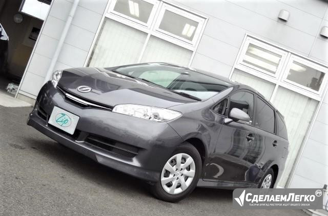 Toyota Wish 1.8 AT, 2015, универсал Владивосток - изображение 1