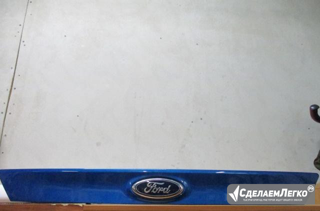 Накладка двери багажника Ford Focus III HB Москва - изображение 1