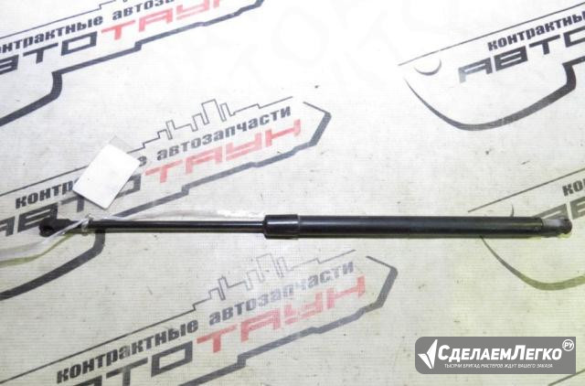 Амортизатор багажника audi A3 A4 8D 8L B5 R L 8D98 Москва - изображение 1