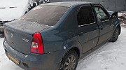 Renault Logan 1.4 МТ, 2011, седан, битый Санкт-Петербург