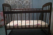 Кроватка детская с матрацом Шахты