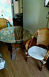 Стол стекло+бамбук и 2 кресла Волгоград