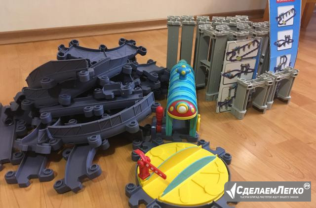 Chuggington.Игровой набор:Уилсон и штормовая машин Москва - изображение 1