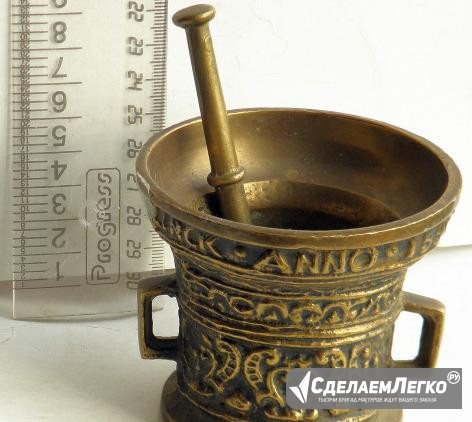 Ступа старинная.с пестиком и барельефом.Латунь Москва - изображение 1