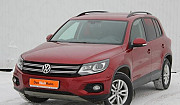 Volkswagen Tiguan 2.0 AT, 2015, внедорожник Пермь