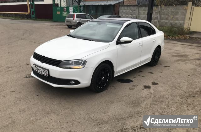 Volkswagen Jetta 1.6 AT, 2012, седан Москва - изображение 1