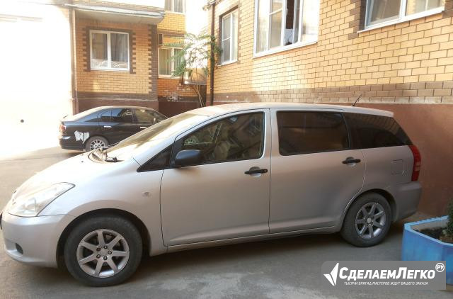 Toyota Wish 1.8 AT, 2003, минивэн Краснодар - изображение 1