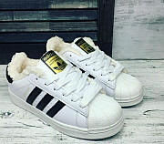 Зимние кроссовки Adidas р-ры 36,37 Москва