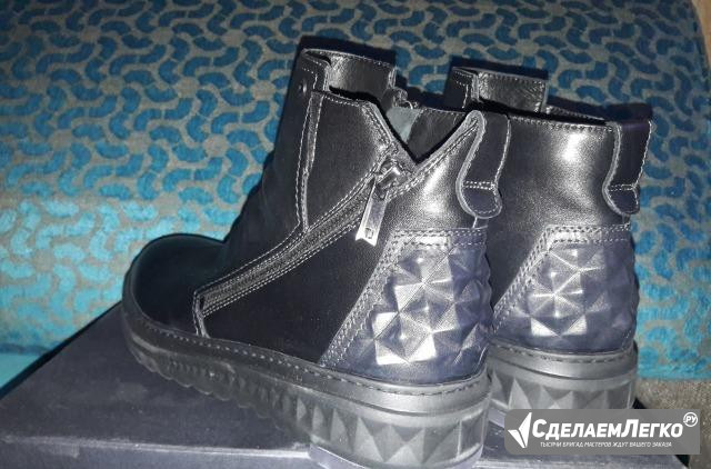 Итальянские.Tj Collection.Новые 42 разм.Демисезонн Москва - изображение 1