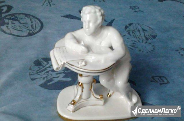 Фарфоровая статуэтка пушкин Смоленск - изображение 1