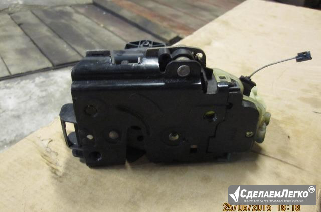 Замок двери задний левый Фольксваген Москва - изображение 1