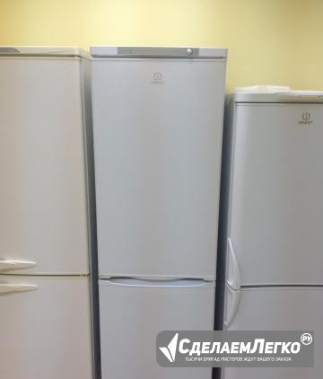 Холодильник " Индезит " Омск - изображение 1