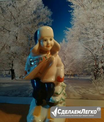 Статуэтка фарфор "Лыжник" Джанкой - изображение 1