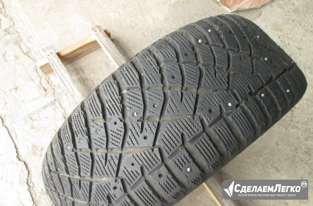 Продам 1 баллон 215/55 R16 nitto Старый Оскол - изображение 1