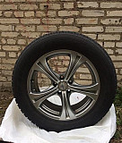 Зимняя шипованная резина 255/55R18 на дисках Москва