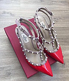 Новые туфли Valentino Rockstud красные Москва