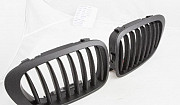 Решетка радиатора BMW E46 2D (98-02) ноздри черные Москва