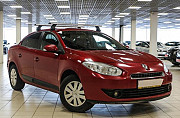 Renault Fluence 1.6 МТ, 2011, седан Екатеринбург