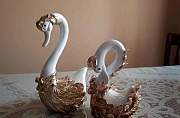 Статуэтки фарфоровые с позолотой Лебеди Чита