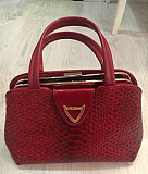 Женская красная сумка Барнаул