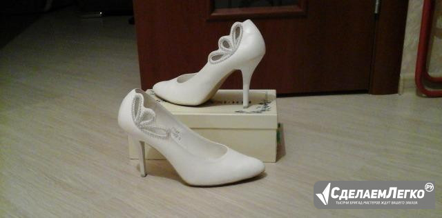Белые туфли Сургут - изображение 1