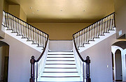 Лестницы на заказ Сочи