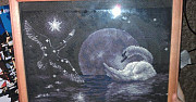 Вышитая крестом картина "Лебеди в ночи" Ижевск