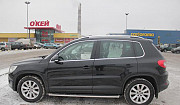 Volkswagen Tiguan 2.0 AT, 2011, внедорожник Санкт-Петербург