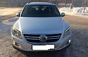 Volkswagen Tiguan 2.0 AT, 2009, внедорожник Барнаул